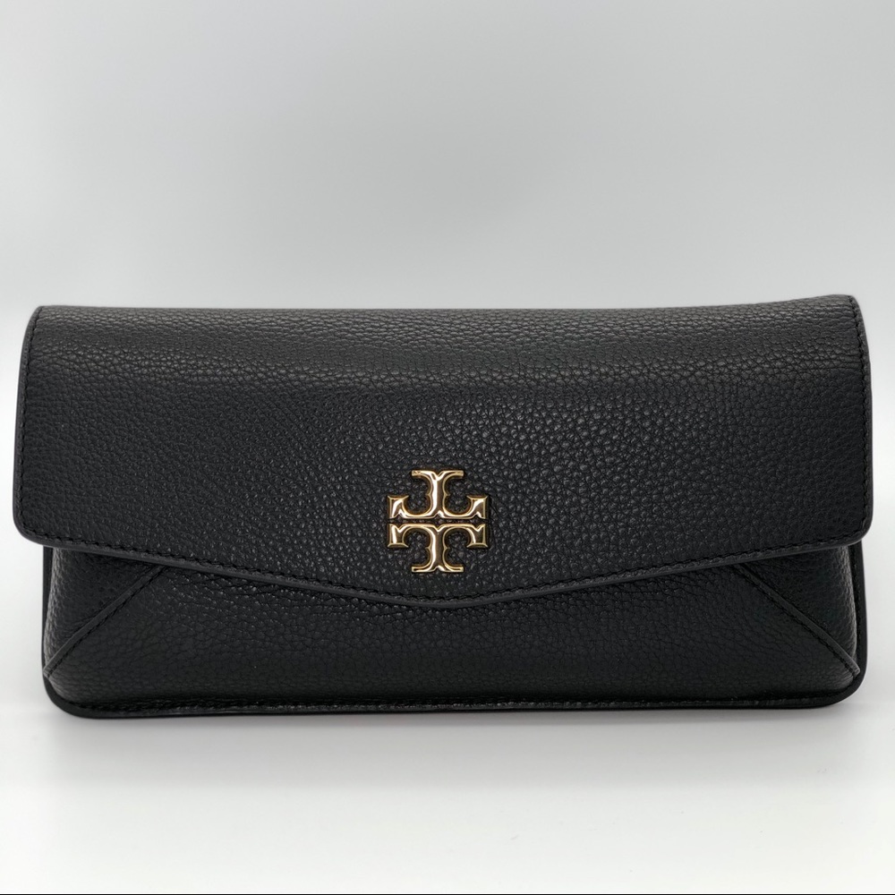 ❌SOLD❌TORY BURCH Kira Leather Medallion Clutch Bag